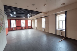 Помещение 170.5 м2 в центре