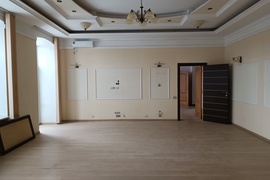 Помещение 1300 м2 в центре