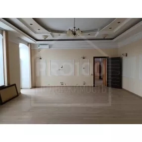 Помещение 1300 м2 в центре